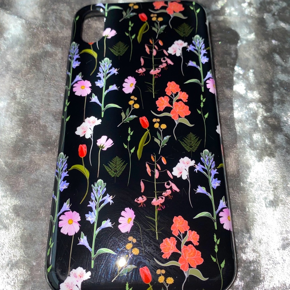 iPhone XS Max floral phone case!💐